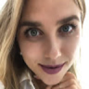 Meet your Posher, Krisstia